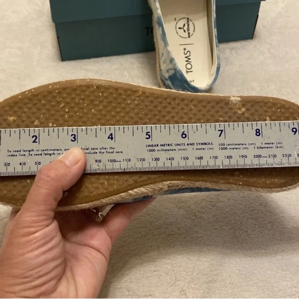 TOMS Blue And White Tie-Dye Espadrilles